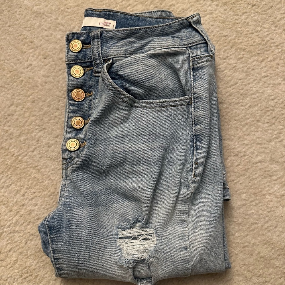 Blue Jeans with Button Detail